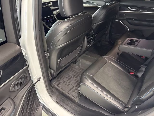 2022 Bright White Clearcoat Jeep Grand Cherokee Trailhawk 4xe 4X4 SUV