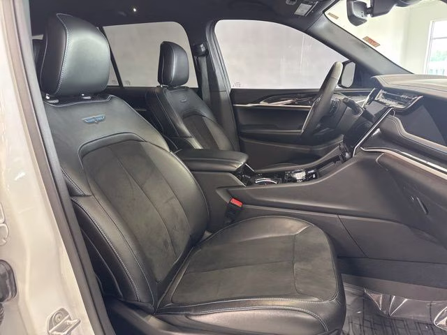 2022 Bright White Clearcoat Jeep Grand Cherokee Trailhawk 4xe 4X4 SUV
