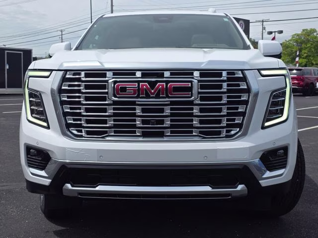 2026 Summit White GMC Yukon Denali 4X4 SUV