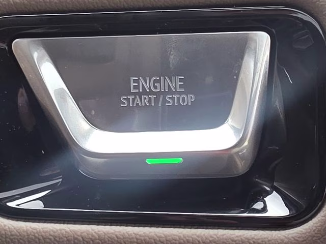 2026 Summit White GMC Yukon Denali 4X4 SUV