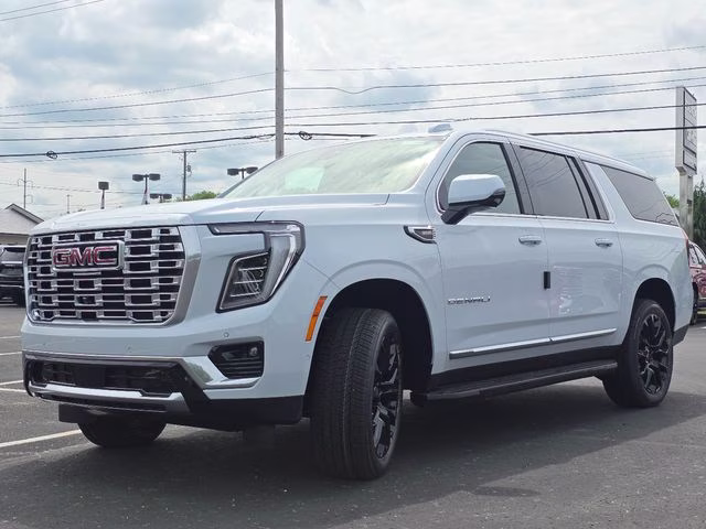 2026 Glacier White Tricoat GMC Yukon XL Denali 4X4 SUV