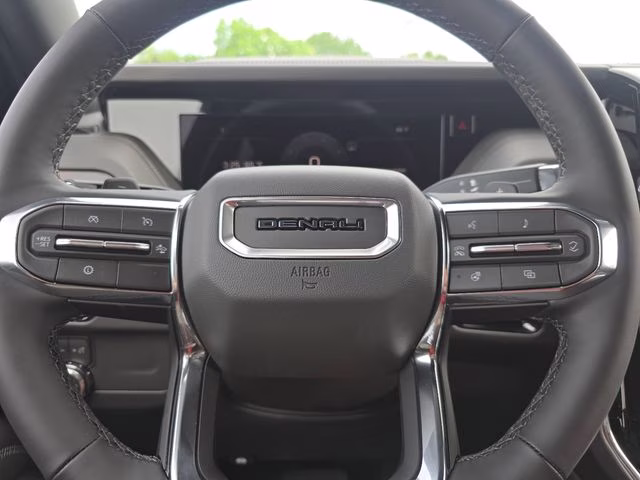 2026 Glacier White Tricoat GMC Yukon XL Denali 4X4 SUV