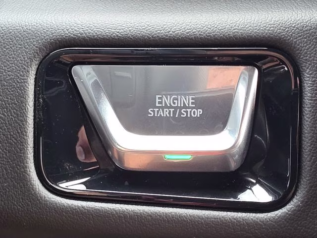 2026 Glacier White Tricoat GMC Yukon XL Denali 4X4 SUV