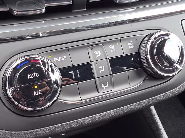 2026 Summit White Buick Envista Preferred FWD SUV