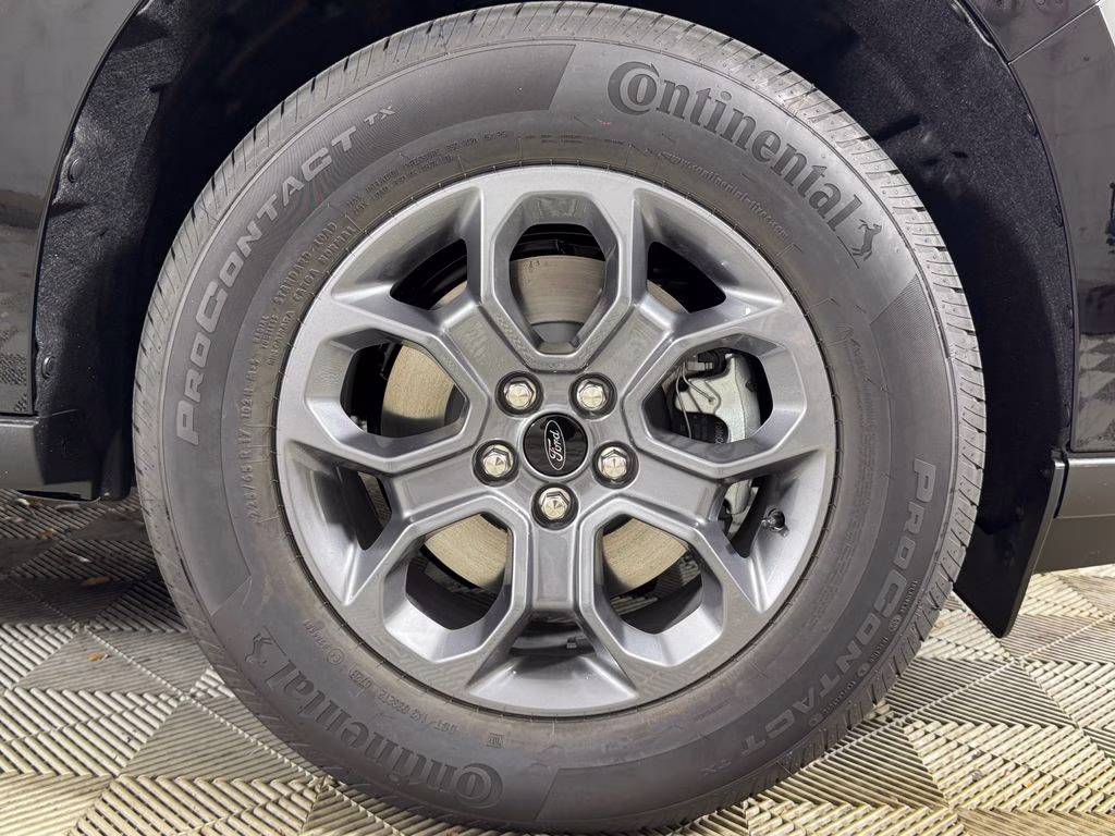 2026 Shadow Black Ford Maverick XLT FWD Truck
