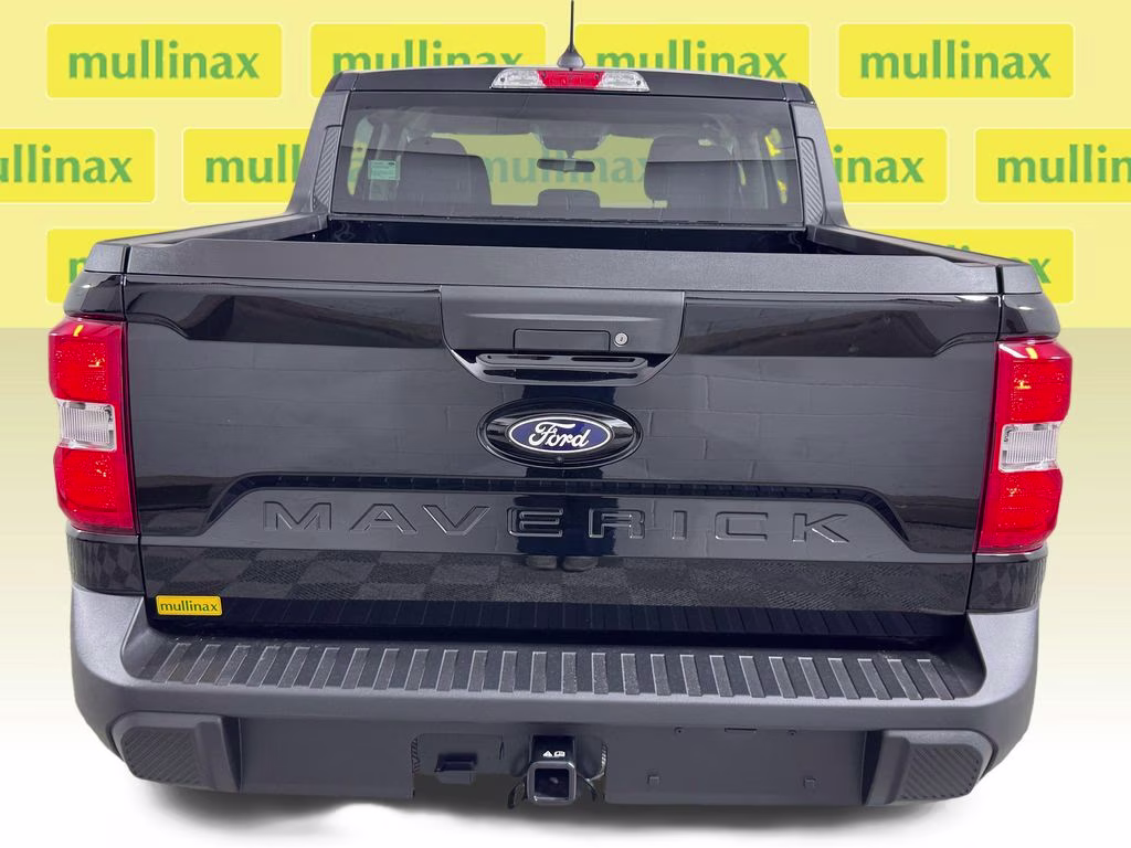 2026 Shadow Black Ford Maverick XLT FWD Truck