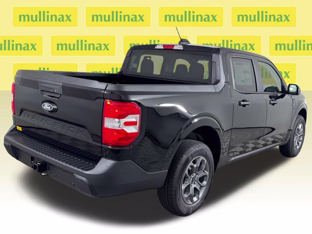 2026 Shadow Black Ford Maverick XLT FWD Truck