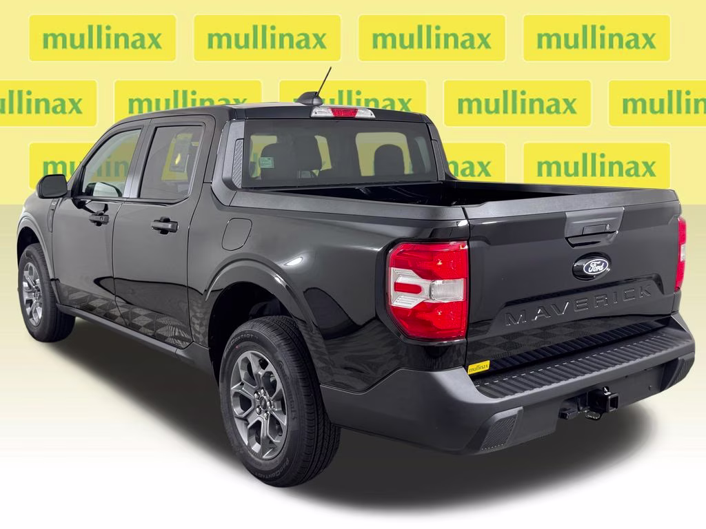 2026 Shadow Black Ford Maverick XLT FWD Truck