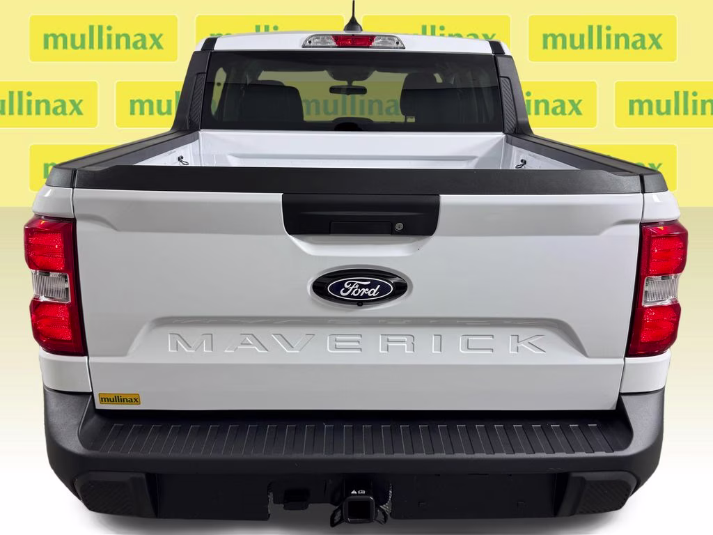 2026 Oxford White Ford Maverick XLT FWD Truck