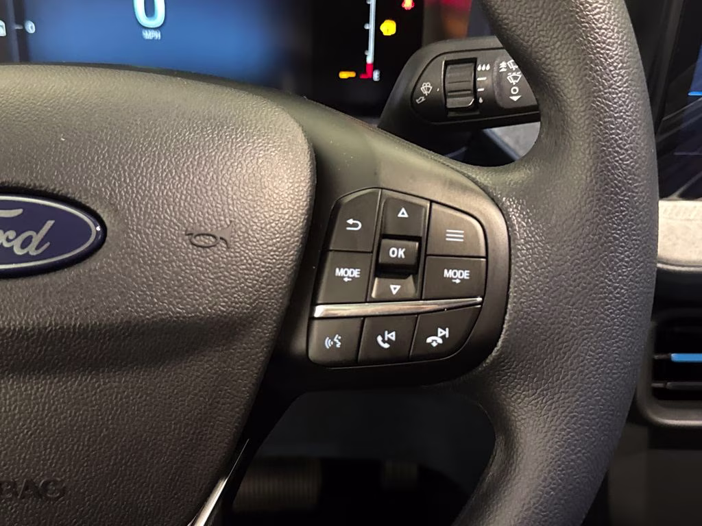 2026 Shadow Black Ford Maverick XLT FWD Truck