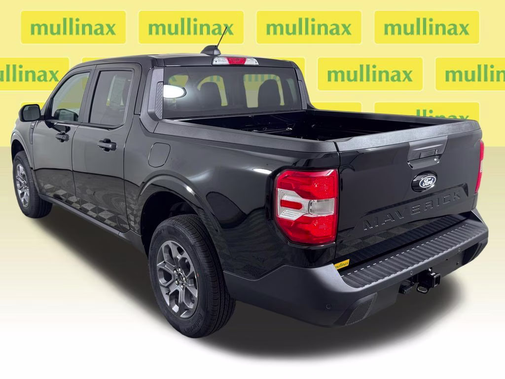 2026 Shadow Black Ford Maverick XLT FWD Truck