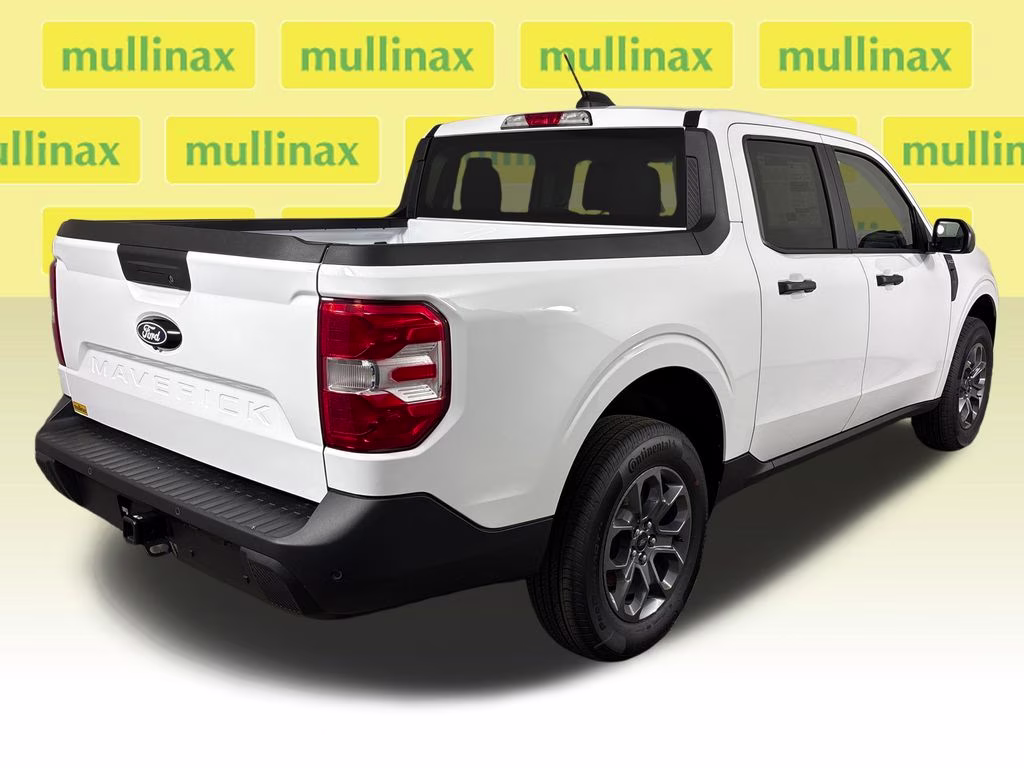 2026 Oxford White Ford Maverick XLT FWD Truck