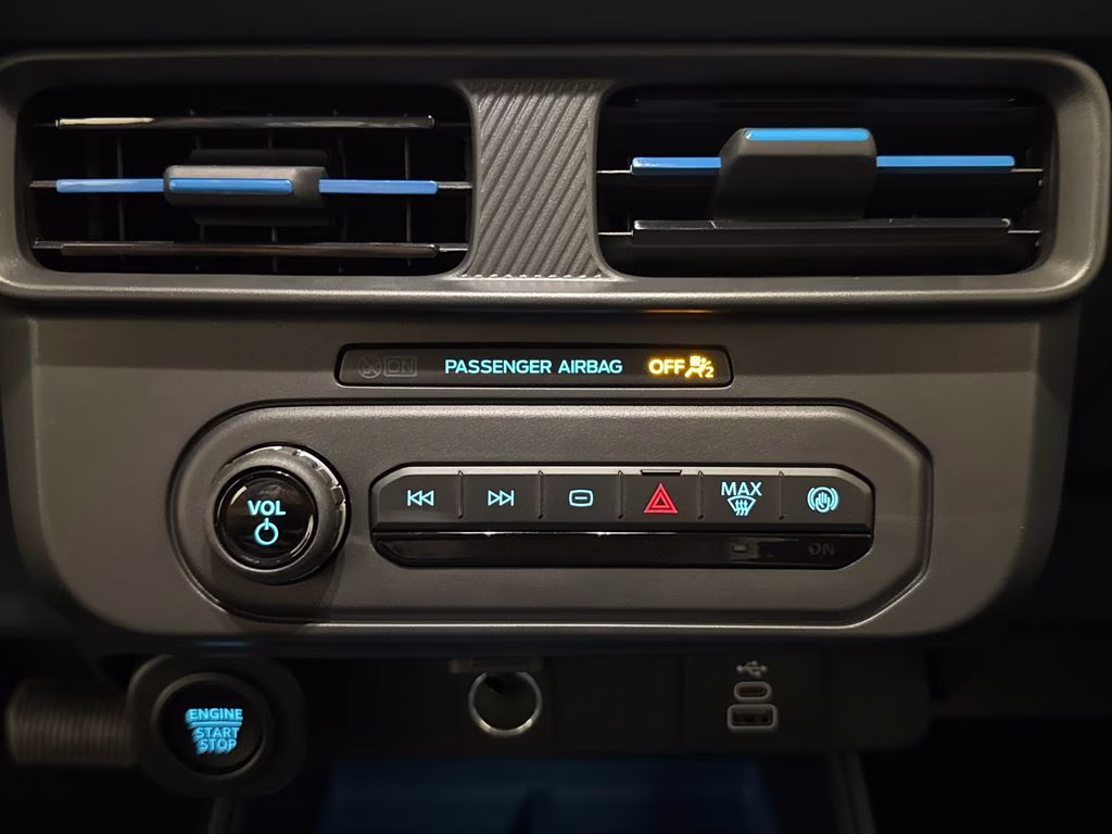 2026 Shadow Black Ford Maverick XLT FWD Truck