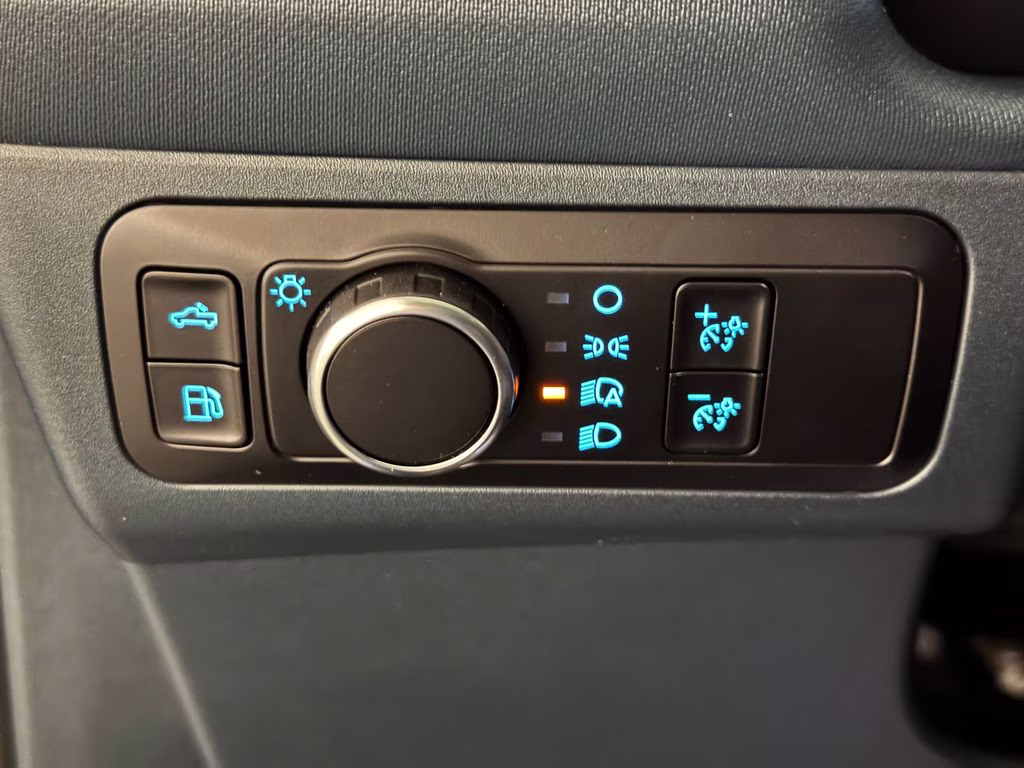 2026 Velocity Blue Ford Maverick XL FWD Truck