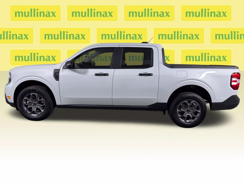 2026 Space White Metallic Ford Maverick XLT FWD Truck