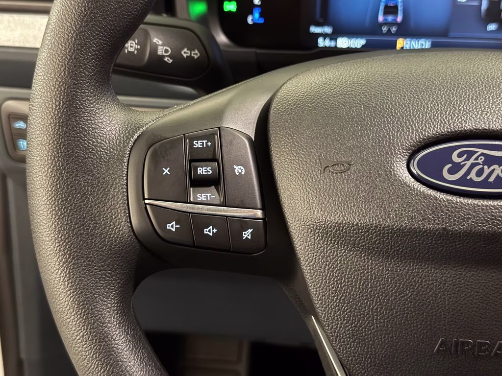2026 Oxford White Ford Maverick XLT FWD Truck