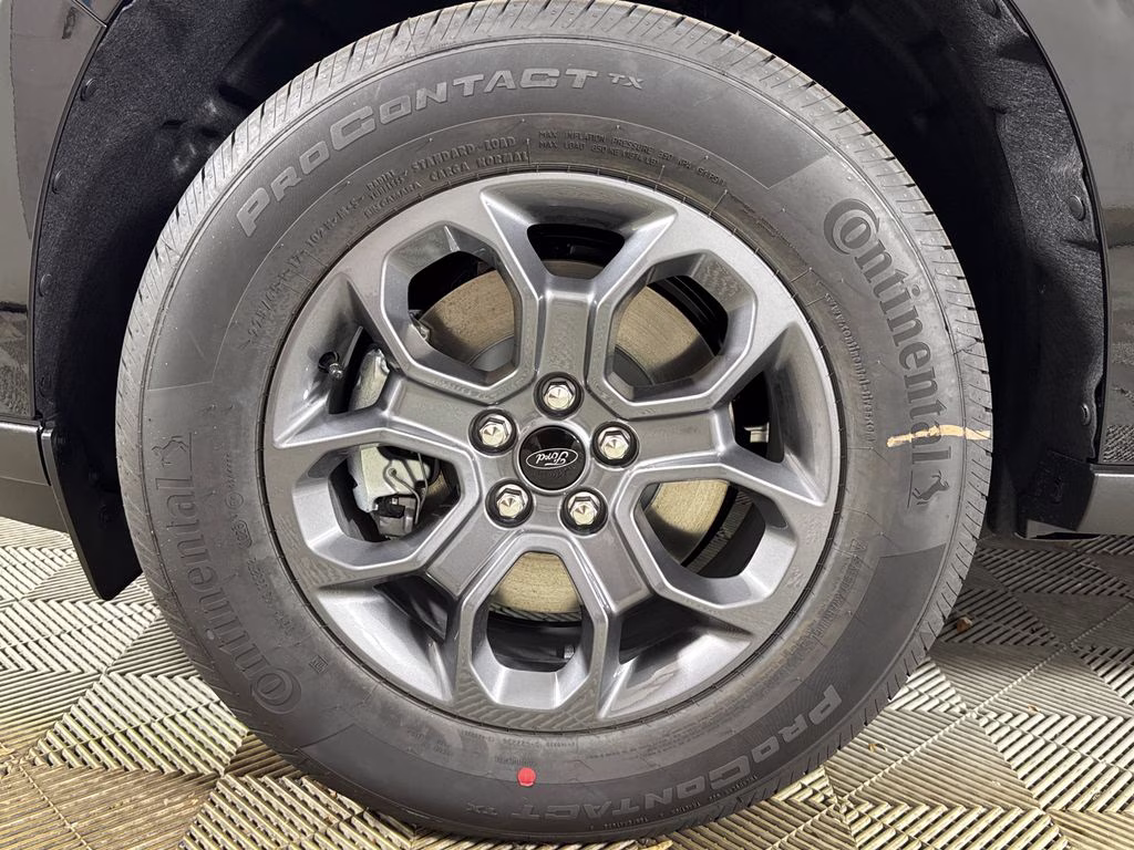 2026 Shadow Black Ford Maverick XLT FWD Truck