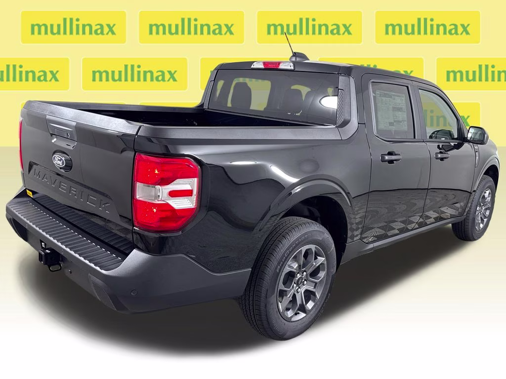 2026 Shadow Black Ford Maverick XLT FWD Truck