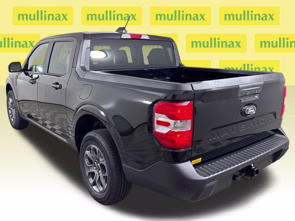 2026 Shadow Black Ford Maverick XLT FWD Truck