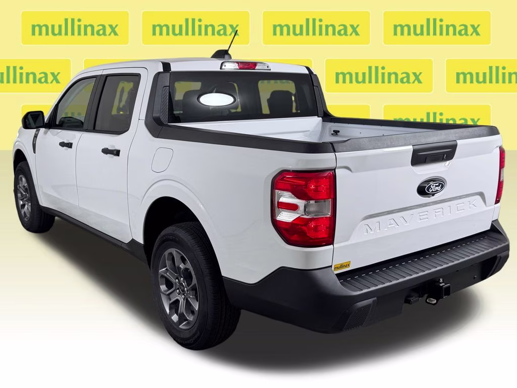 2026 Oxford White Ford Maverick XLT FWD Truck
