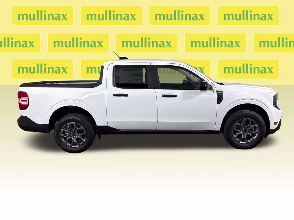 2026 Oxford White Ford Maverick XLT FWD Truck