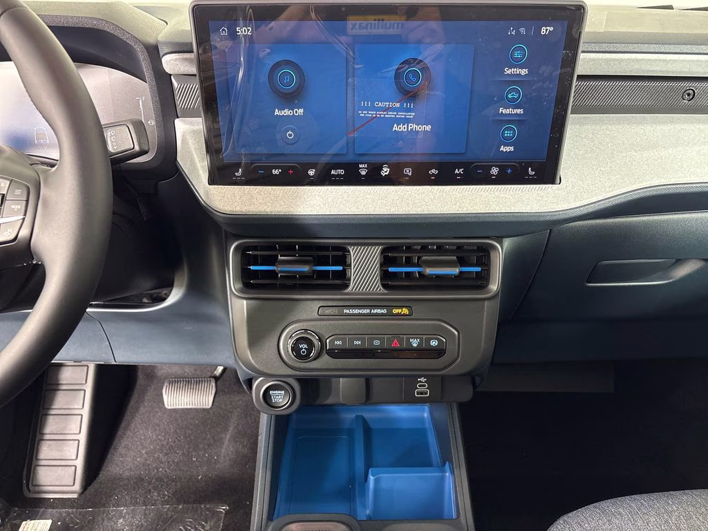 2026 Oxford White Ford Maverick XLT FWD Truck