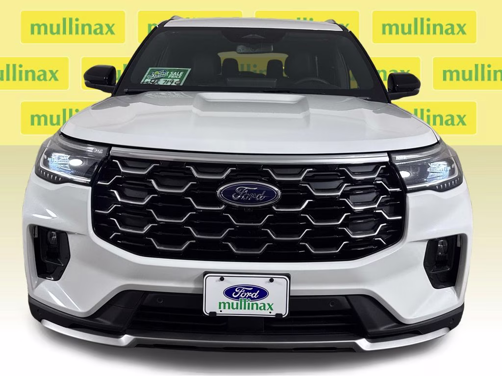 2026 Star White Metallic Tri-Coat Ford Explorer Platinum RWD SUV