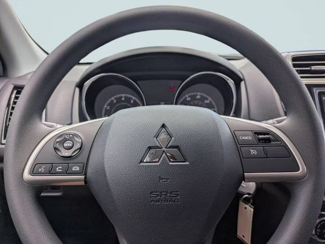 2026 White Diamond Mitsubishi Outlander Sport 2.0 ES 4X4 SUV