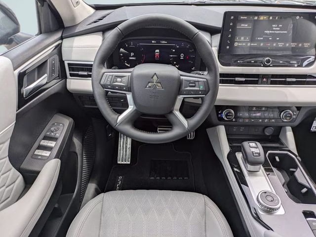 2026 Black Diamond Mitsubishi Outlander SEL FWD SUV