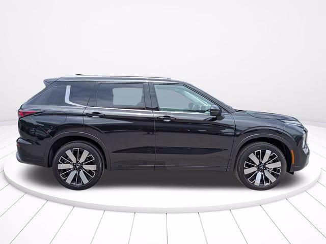 2026 Black Diamond Mitsubishi Outlander SEL FWD SUV