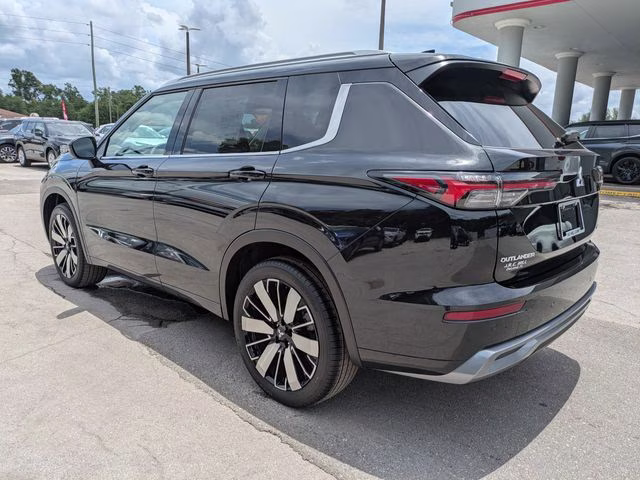 2026 Black Diamond Mitsubishi Outlander SEL FWD SUV