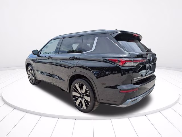 2026 Black Diamond Mitsubishi Outlander SEL FWD SUV