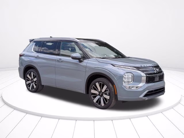 2026 Moonstone Gray/Black Roof Mitsubishi Outlander SEL FWD SUV