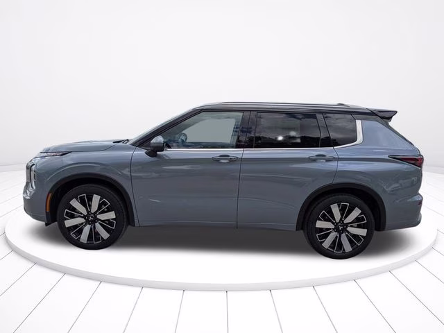 2026 Moonstone Gray/Black Roof Mitsubishi Outlander SEL FWD SUV