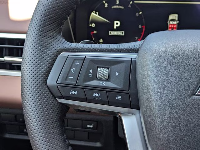 2026 Graphite Gray/Black Roof Mitsubishi Outlander SEL FWD SUV