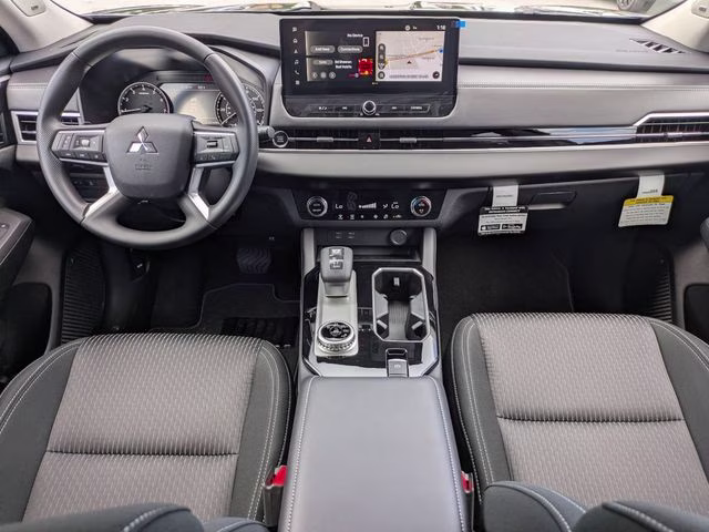 2026 Black Diamond Mitsubishi Outlander LE FWD SUV