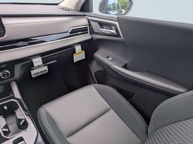 2026 Black Diamond Mitsubishi Outlander LE FWD SUV
