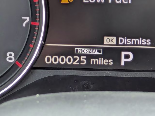 2026 Black Diamond Mitsubishi Outlander LE FWD SUV