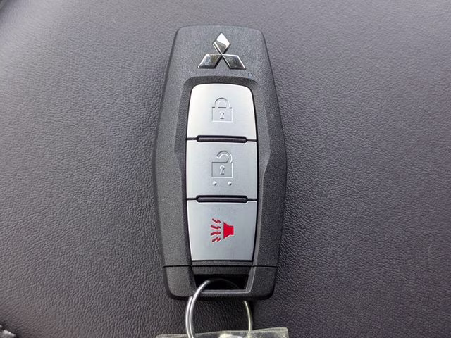 2026 Black Diamond Mitsubishi Outlander LE FWD SUV