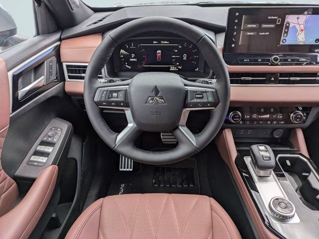 2026 Moonstone Gray/Black Roof Mitsubishi Outlander SEL FWD SUV