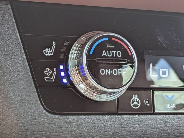 2026 Moonstone Gray/Black Roof Mitsubishi Outlander SEL FWD SUV
