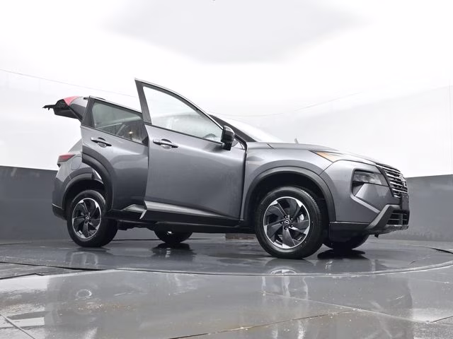 2025 Gun Metallic Nissan Rogue SV AWD SUV