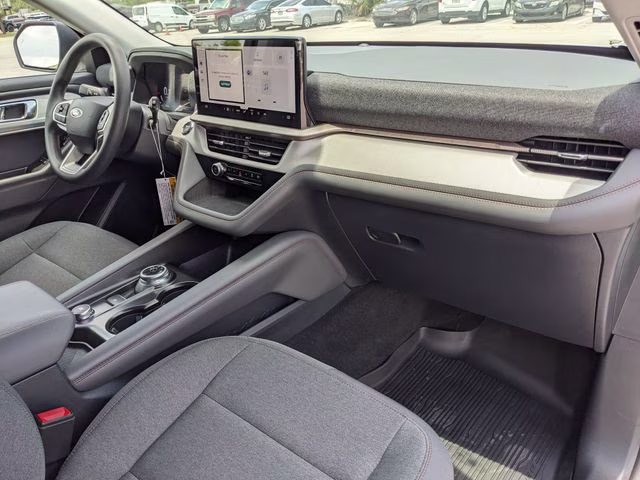 2026 Oxford White Ford Explorer Active 4X4 SUV