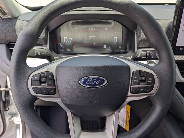 2026 Oxford White Ford Explorer Active 4X4 SUV