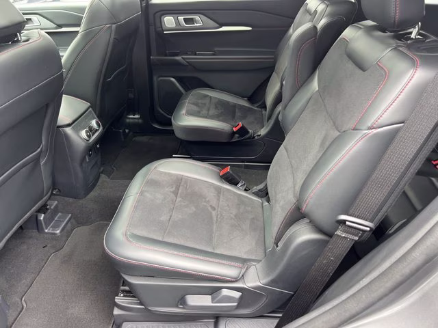 2025 Carbonized Gray Metallic Ford Explorer ST 4X4 SUV