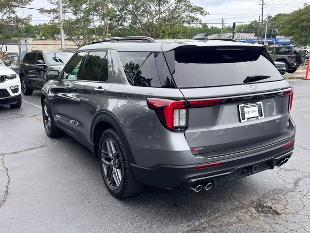2025 Carbonized Gray Metallic Ford Explorer ST 4X4 SUV