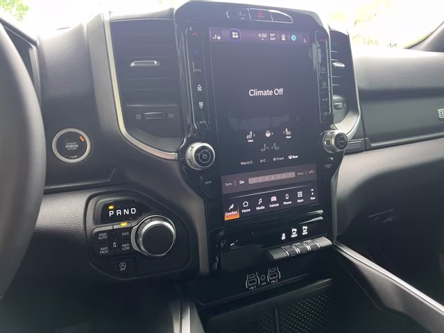 2026 Diamond Black Crystal Pearlcoat Ram 1500 Big Horn 4X4 Truck