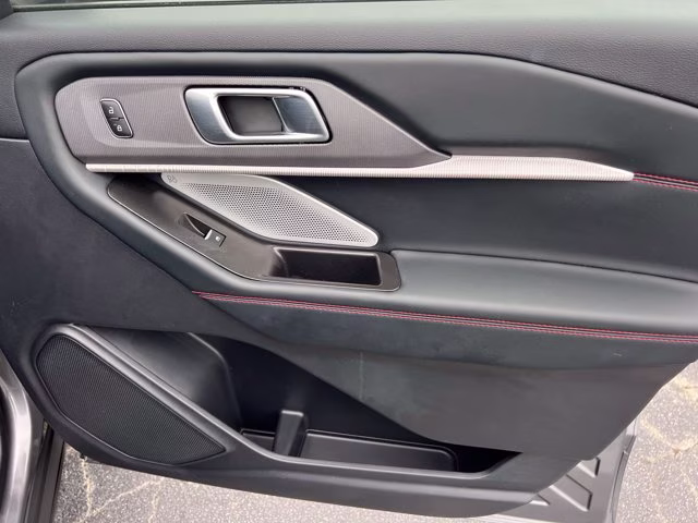 2025 Carbonized Gray Metallic Ford Explorer ST 4X4 SUV