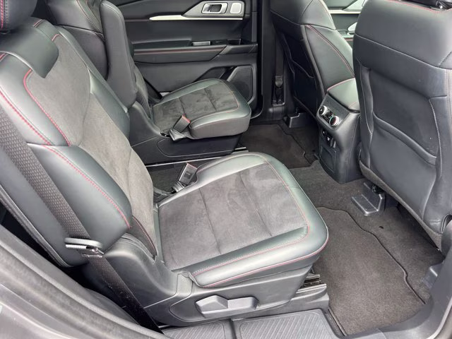 2025 Carbonized Gray Metallic Ford Explorer ST 4X4 SUV