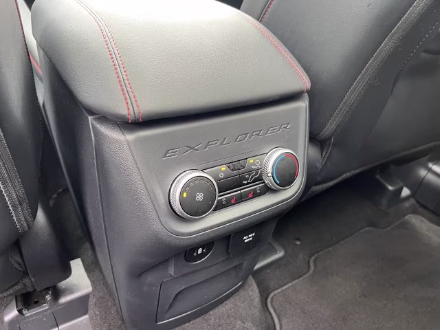 2025 Carbonized Gray Metallic Ford Explorer ST 4X4 SUV